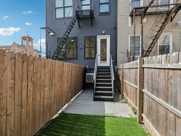 250 Van Horne Street image 21 of 48