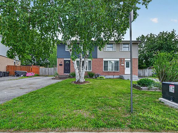 3rd image of 28 Edgemere Cres