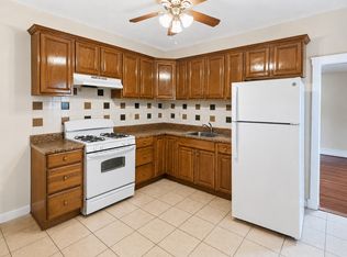 17 Oakland Ave Unit 1, Everett, MA 02149