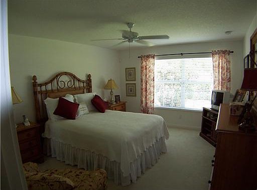 4th image of 10477 SW Stratton Dr