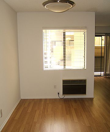 4th image of 3760 S Bentley Ave APT 107