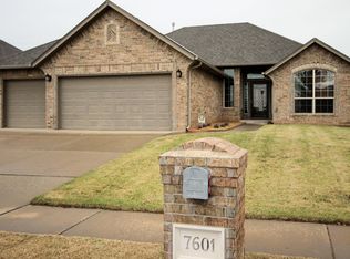 7601 Harold Dr, Yukon, OK 73099