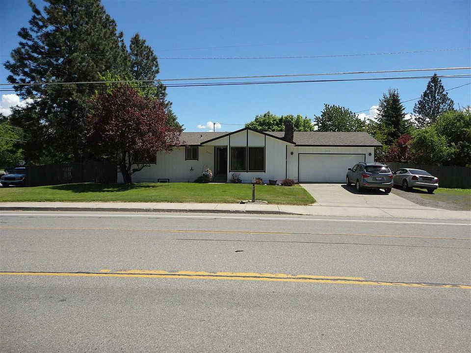 2nd image of 2609 S Pines Rd
