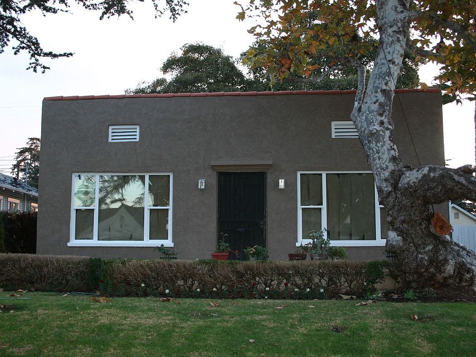 1st image of 338 N Irving Blvd