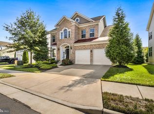 42229 Banff Springs Pl, Chantilly, VA 20152