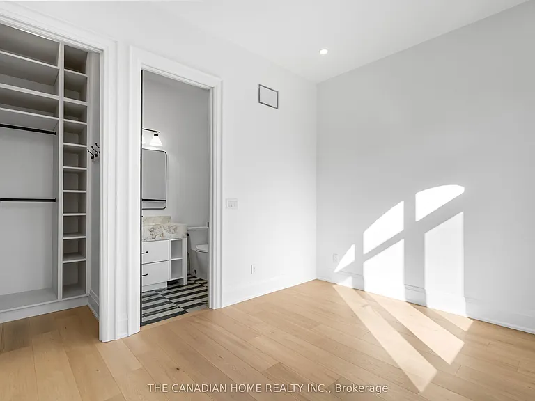 499 Rebecca St — Photo 29
