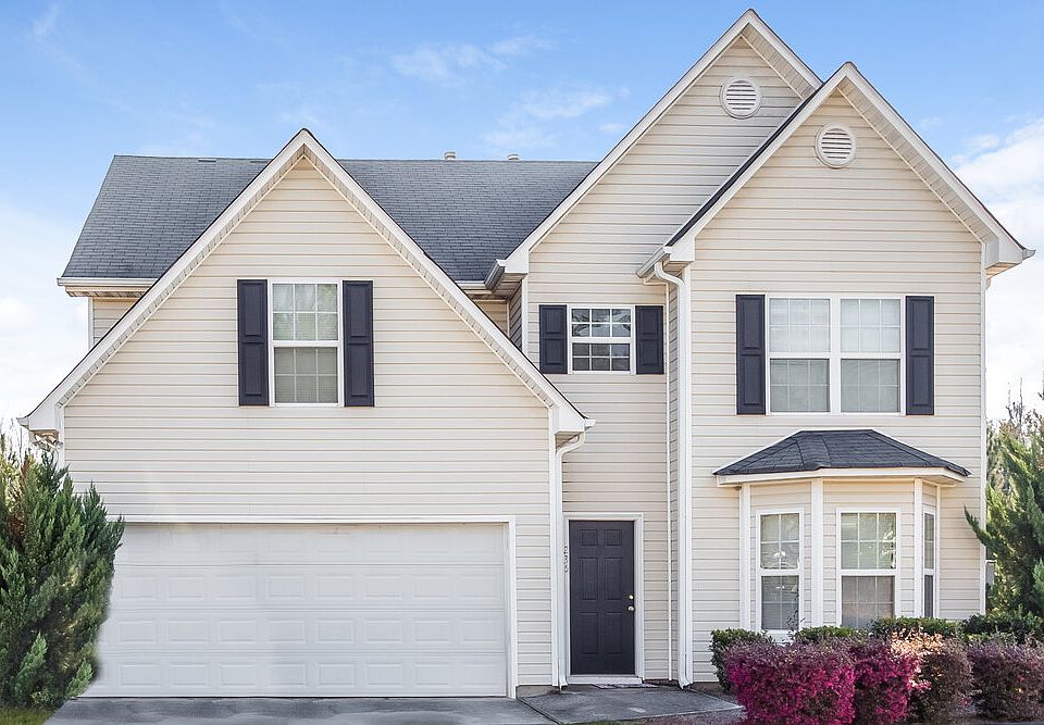1st image of 235 Shadowbrooke Cir