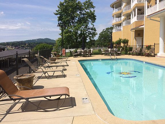 2nd image of 130 Grand Isle Dr APT 2B