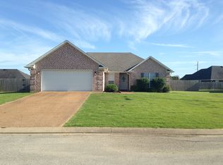 153 Julius Cv, Medina, TN 38355