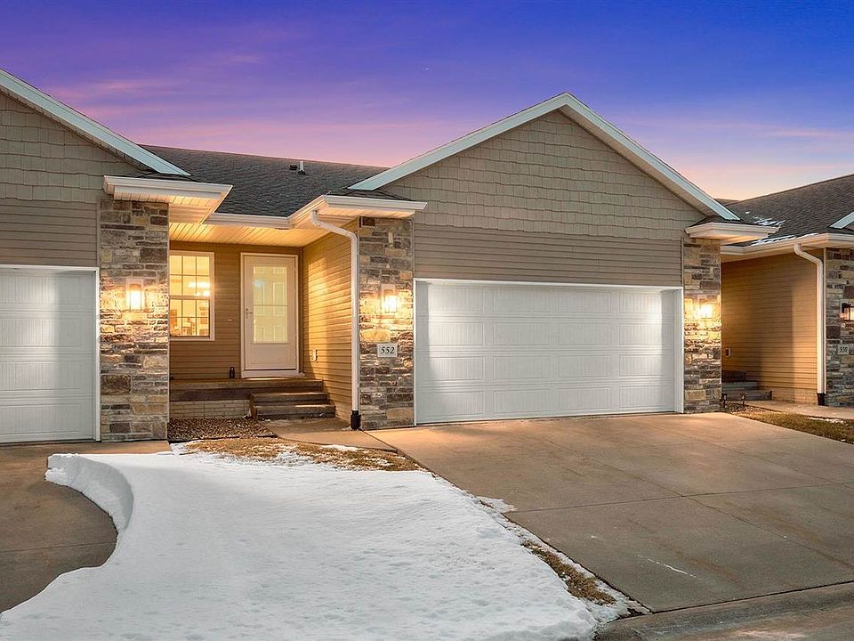 1st image of 552 Meadow Oak Cir