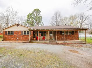 521 Pugh Rd, Paducah, KY 42003