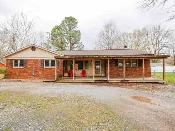 521 Pugh Rd, Paducah, KY 42003