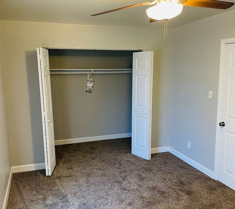 1st image of 457 White Dr #11126685