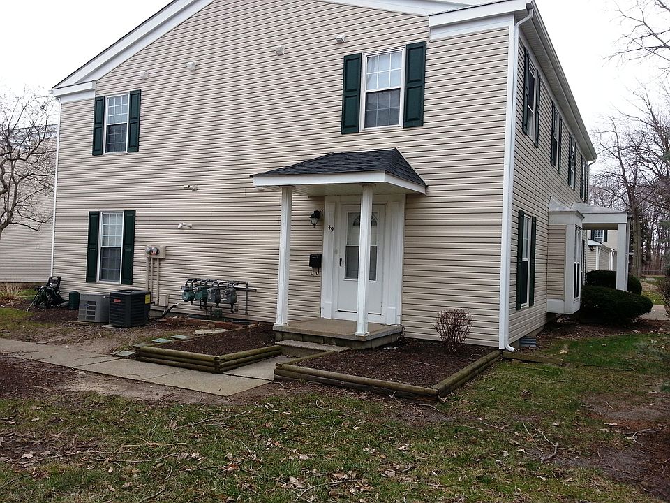 1st image of 49 Valley Forge Ln