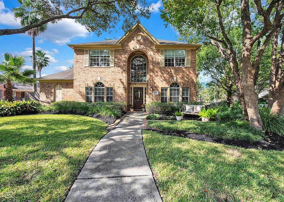 1st image of 8707 Bexar Dr