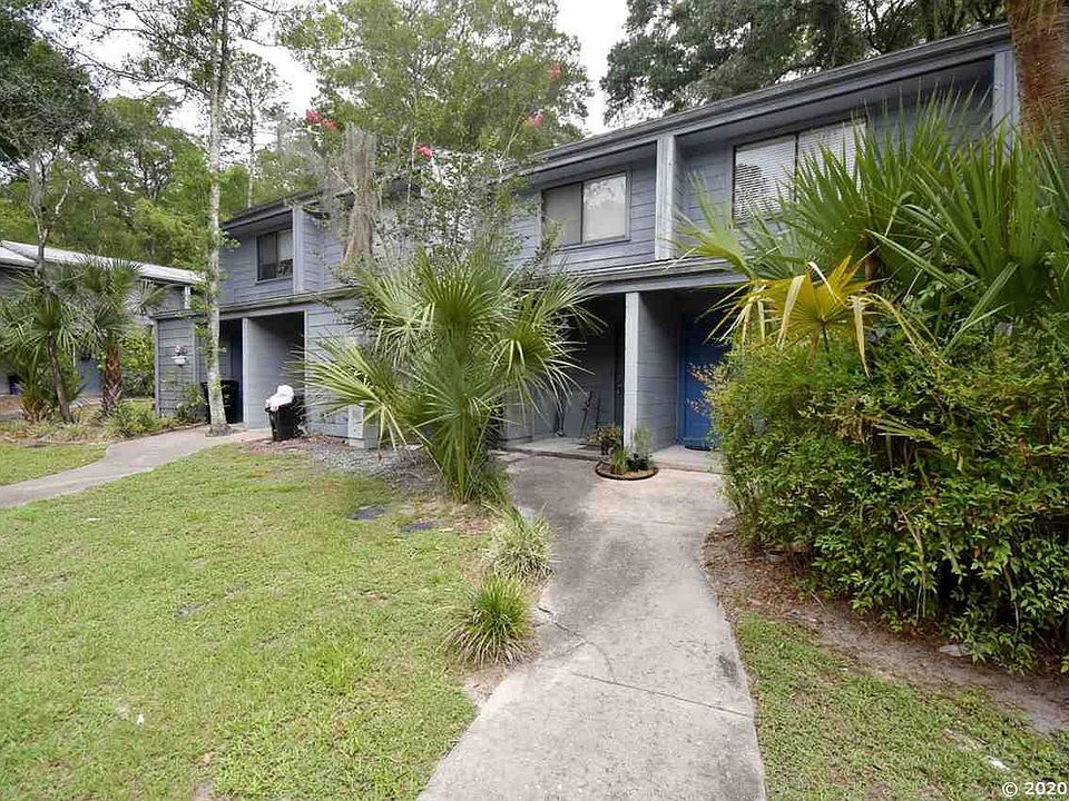 1st image of 3065 NW 28th Cir