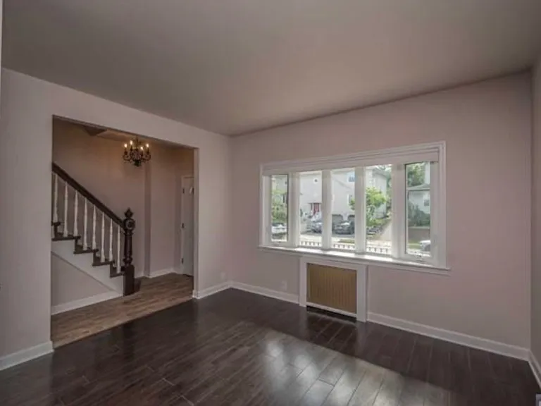 310 Union St — Photo 5