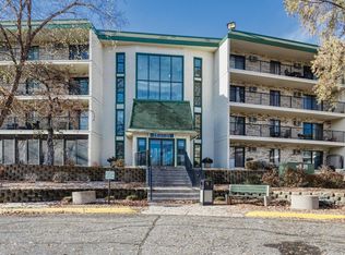 10501 Cedar Lake Rd APT 217, Minnetonka, MN 55305