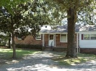 6401 Twain Ct, North Chesterfield, VA 23224