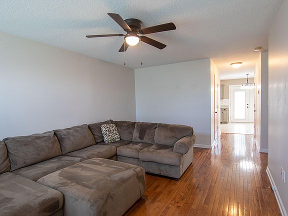 4th image of 115 Belmont Dr Unit A7