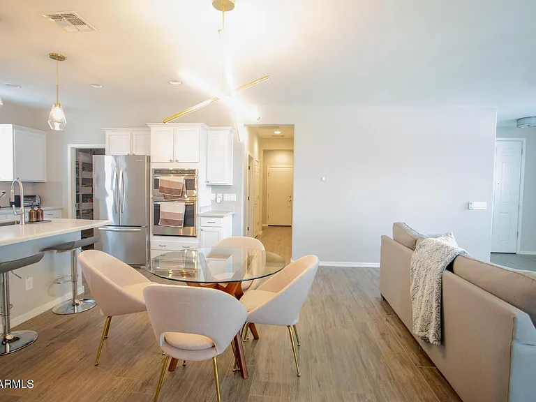 9969 W Robin Ln — Photo 16