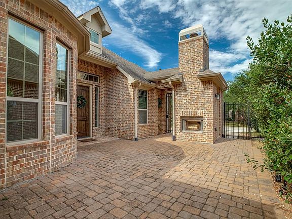 4th image of 27 Chase Mills Pl