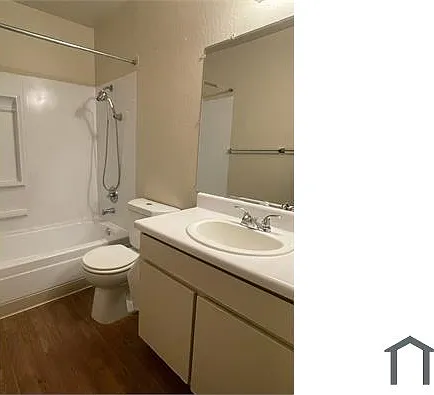 451 Fleming Ave E — Photo 9