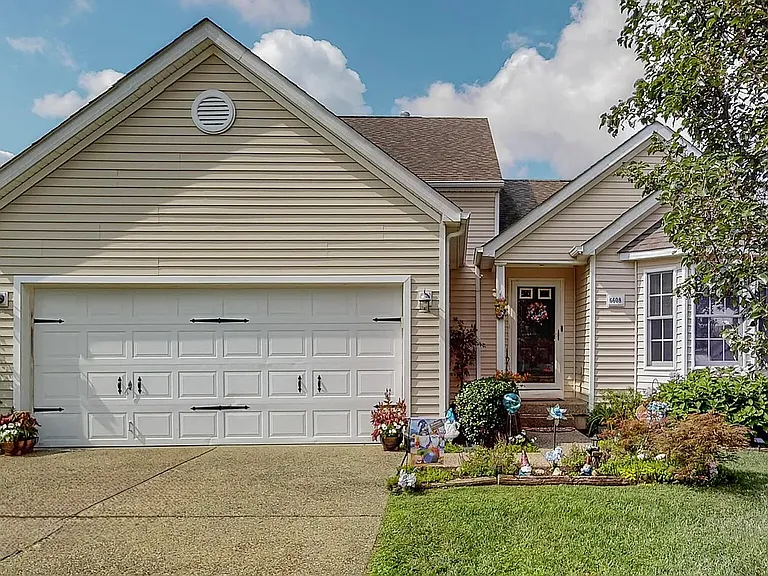 6608 Rockview Way — Photo 1