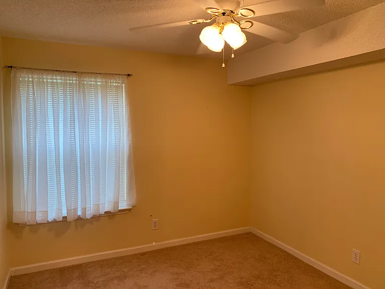 2136 Clearwater Dr #F — Photo 15