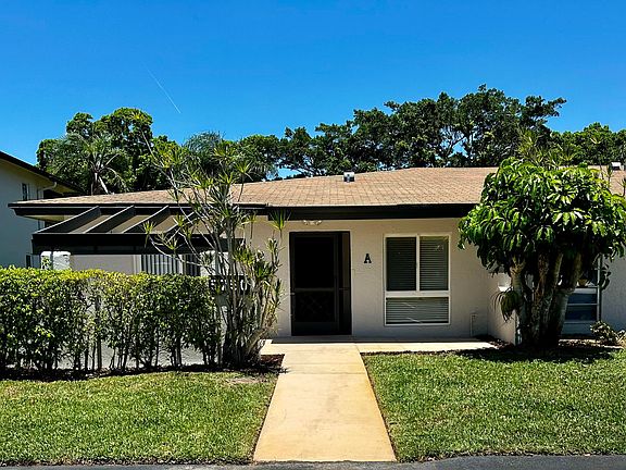 2nd image of 5750 Princess Palm Court Unit A