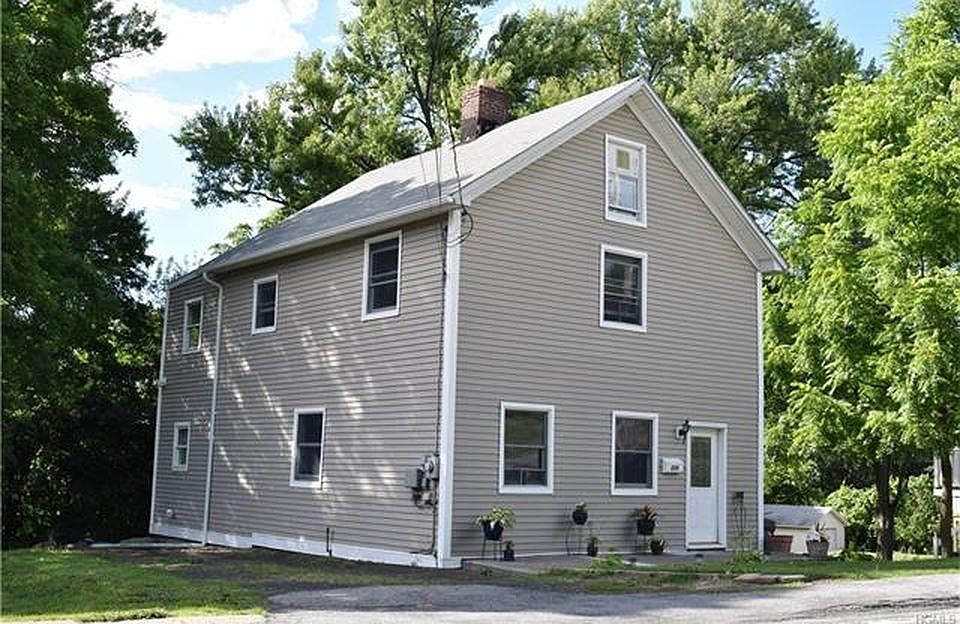 1st image of 228 Willow Ave