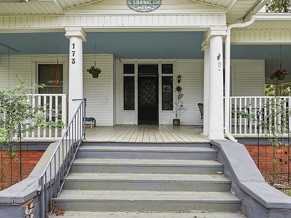 5th image of 173 E Main St