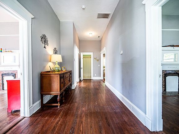 5th image of 1740 Center Ave