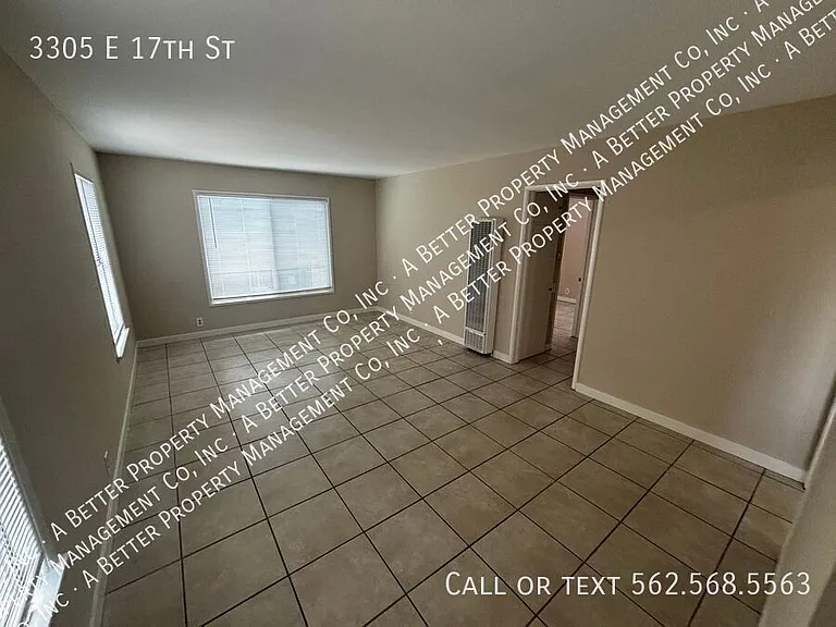 3305 E 17th St — Photo 3