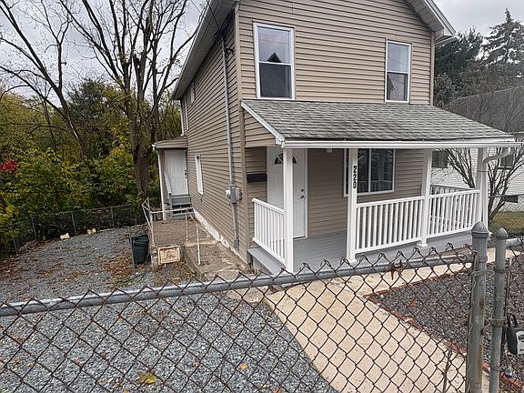 2nd image of 220 Prospect St
