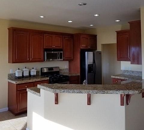 5th image of 10884 Martin Terrace Ct