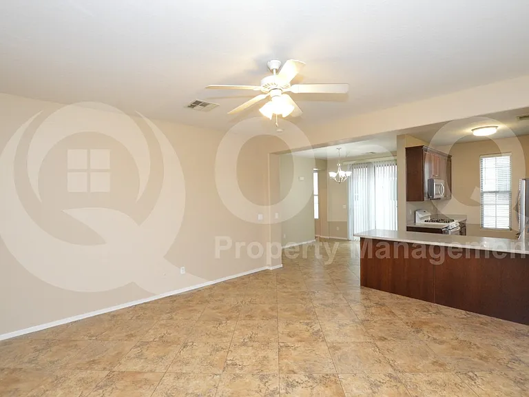 1453 S Sinova Ave — Photo 3