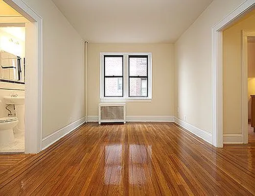 Rented by SW Queens Mezzanine | media 4