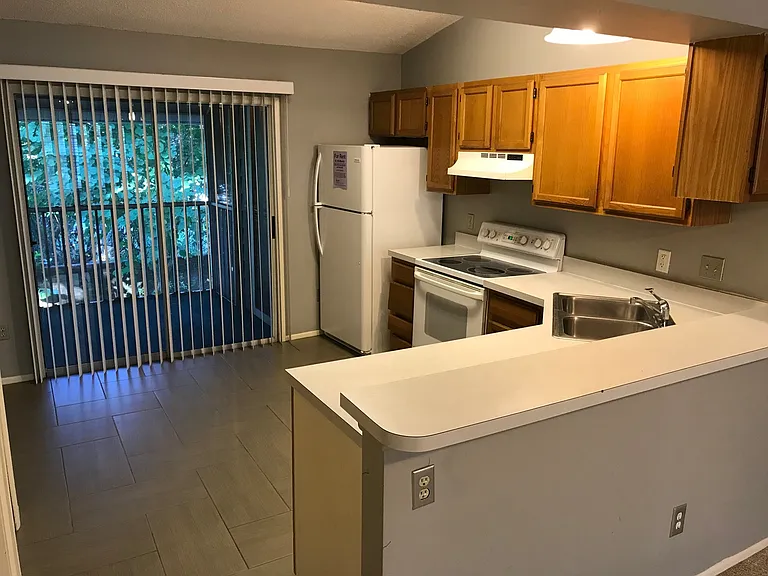 5429 Lake Margaret Dr #186-F — Photo 4