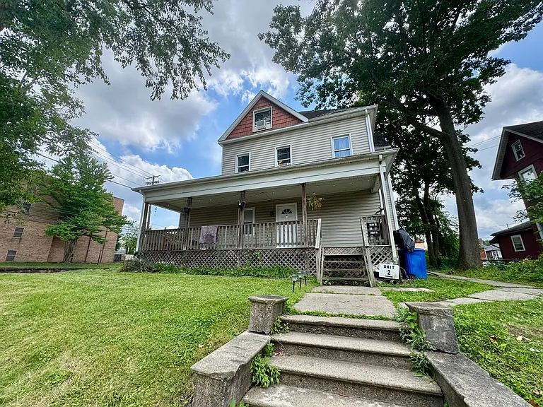 505 Dawson Avenue — Photo 2