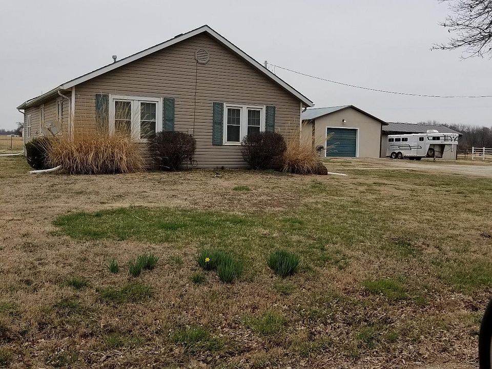 2nd image of 3525 SE Union Chapel Rd