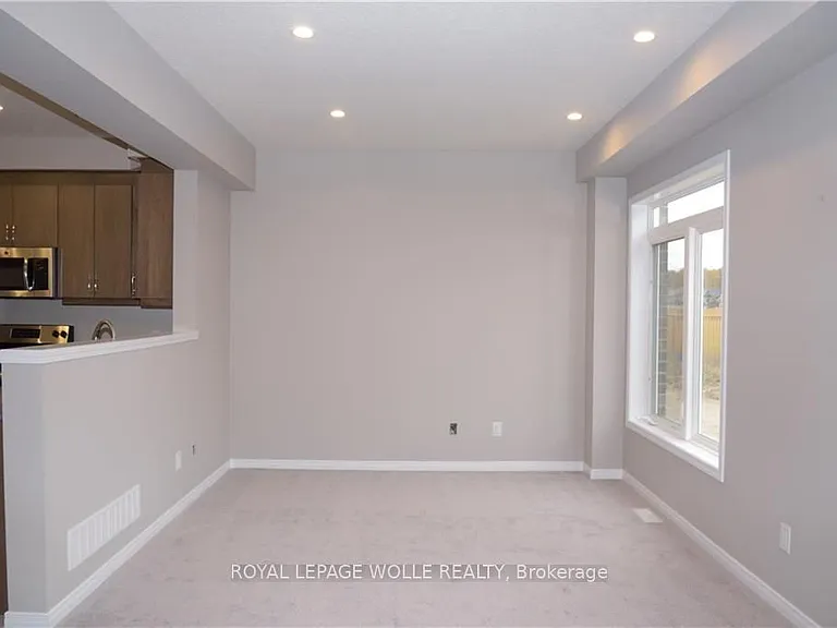 664 Blair Creek Dr — Photo 8