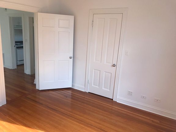 5th image of 1214 W Schubert Ave #2