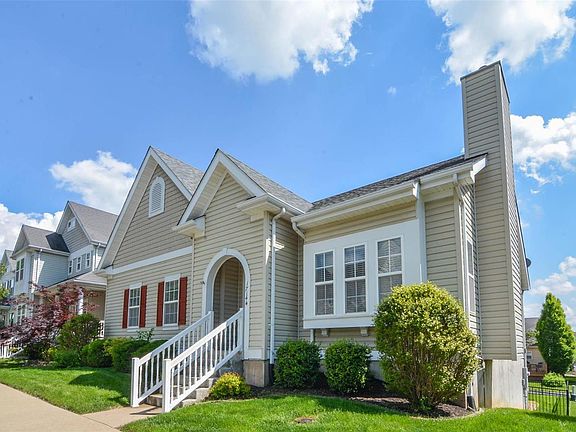 2nd image of 17144 Windsor Crest Blvd