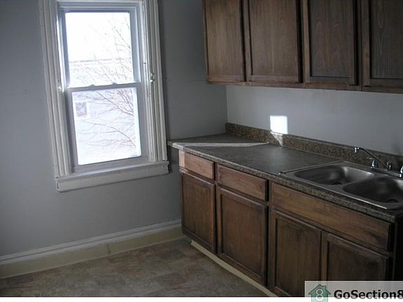 2nd image of 395 Hampshire St Unit 1