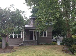 2553 NE 96th St, Seattle, WA 98115