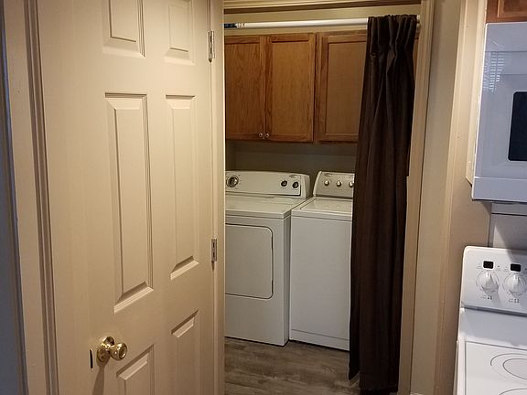 5th image of 22 Tracy St Floor 1