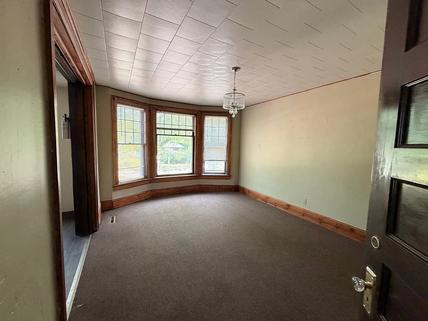 3601 W Highland Blvd — Photo 1