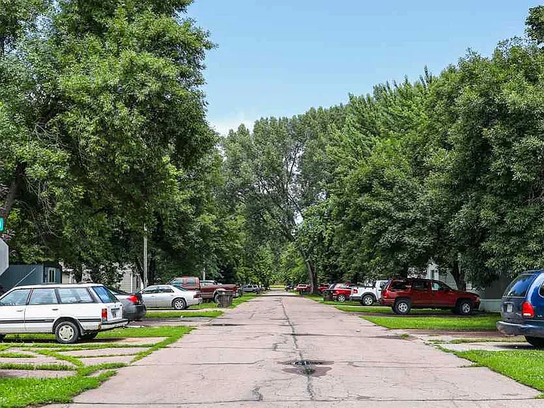 Siouxland Estates — Photo 1