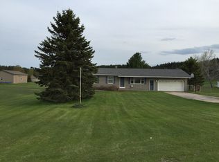 967 S Summitview Dr, Gaylord, MI 49735